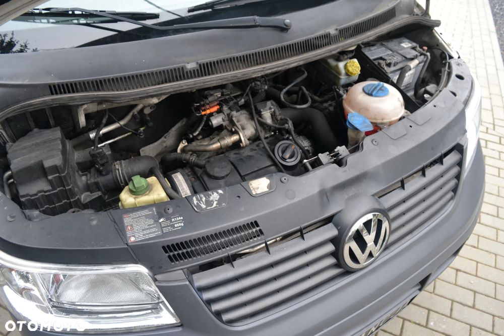 Volkswagen Transporter Caravelle Lang Comfortline - 21