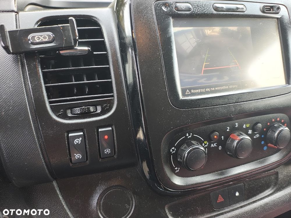 Opel Vivaro - 16