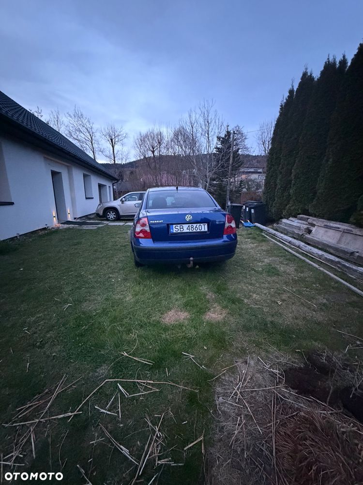 Volkswagen Passat 1.6 - 3