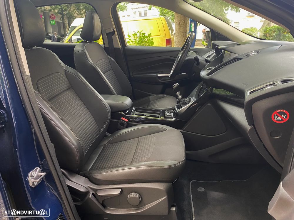 Ford Kuga 1.5 TDCi Titanium - 14