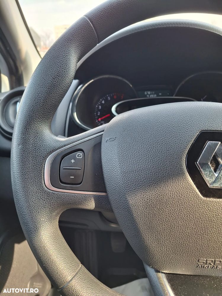 Renault Clio TCe Life - 16