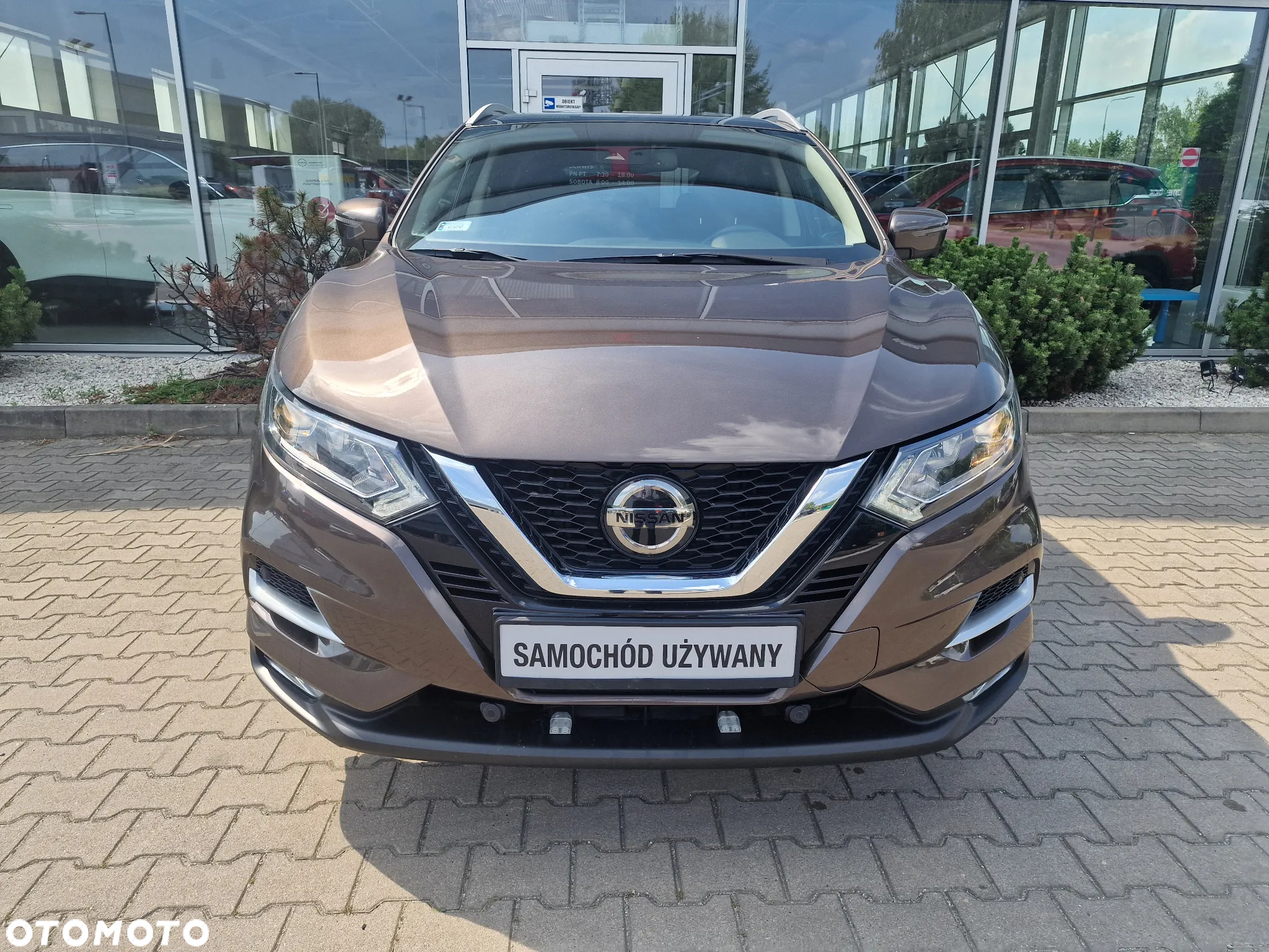 Nissan Qashqai 1.3 DIG-T N-Connecta DCT - 2