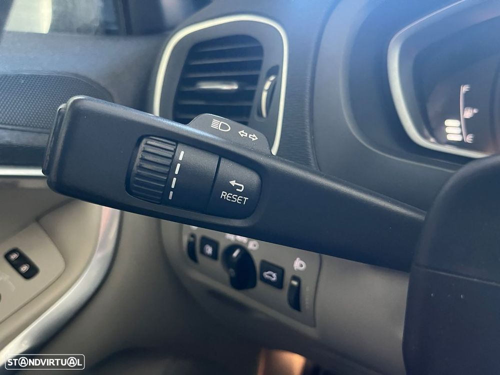 Volvo V40 Cross Country 1.6 D2 Volvo Ocean Race Powershift - 21