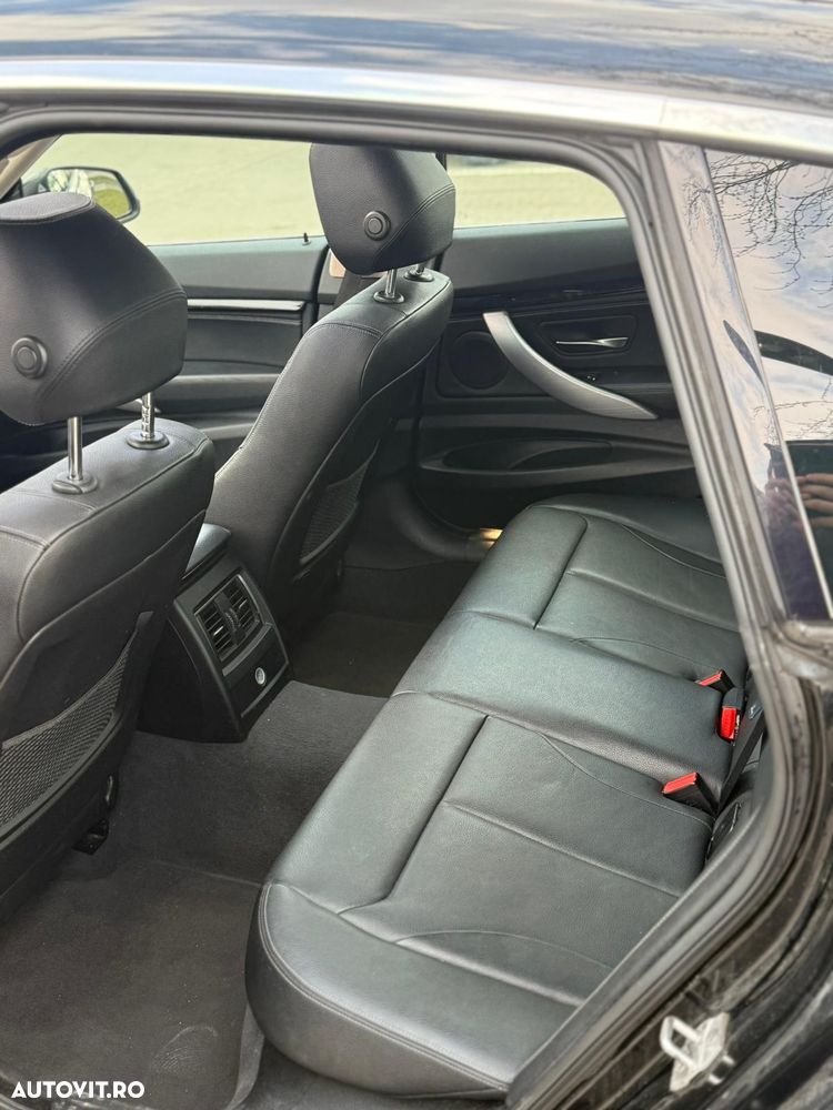 BMW Seria 3 320d xDrive AT - 13