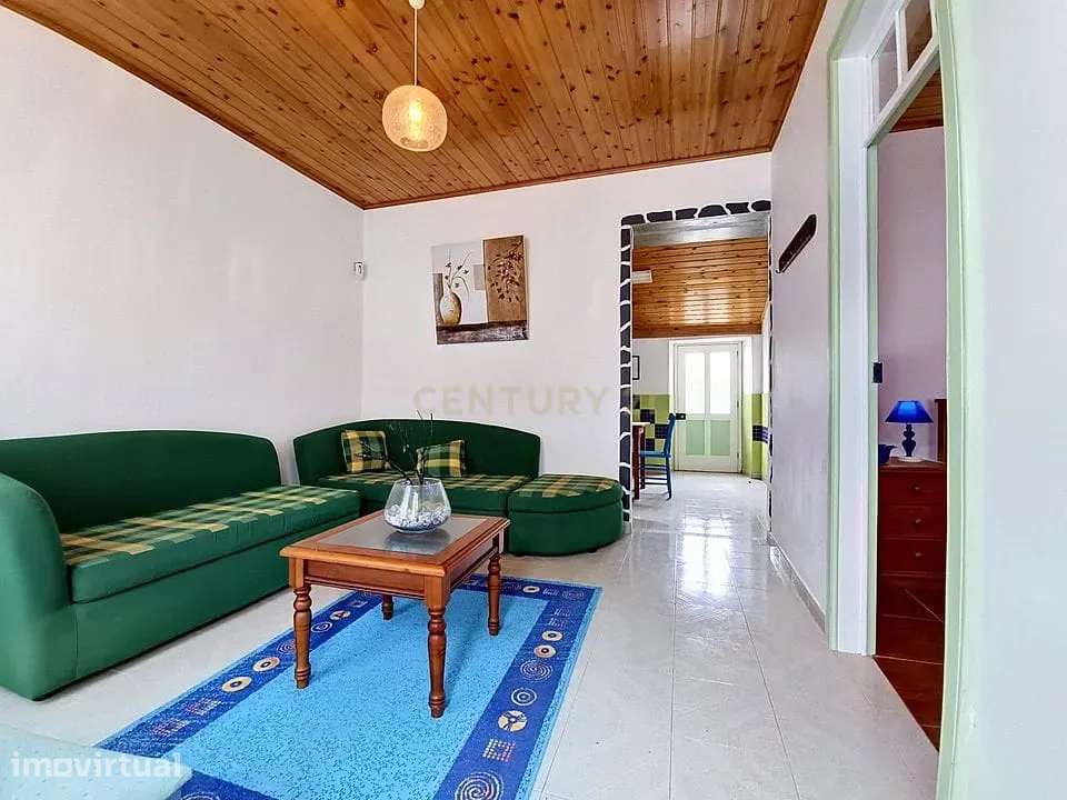 Moradia T1+1 Renovada com Potencial de Investimento – Lomba da Fazenda - Grande imagem: 5/36