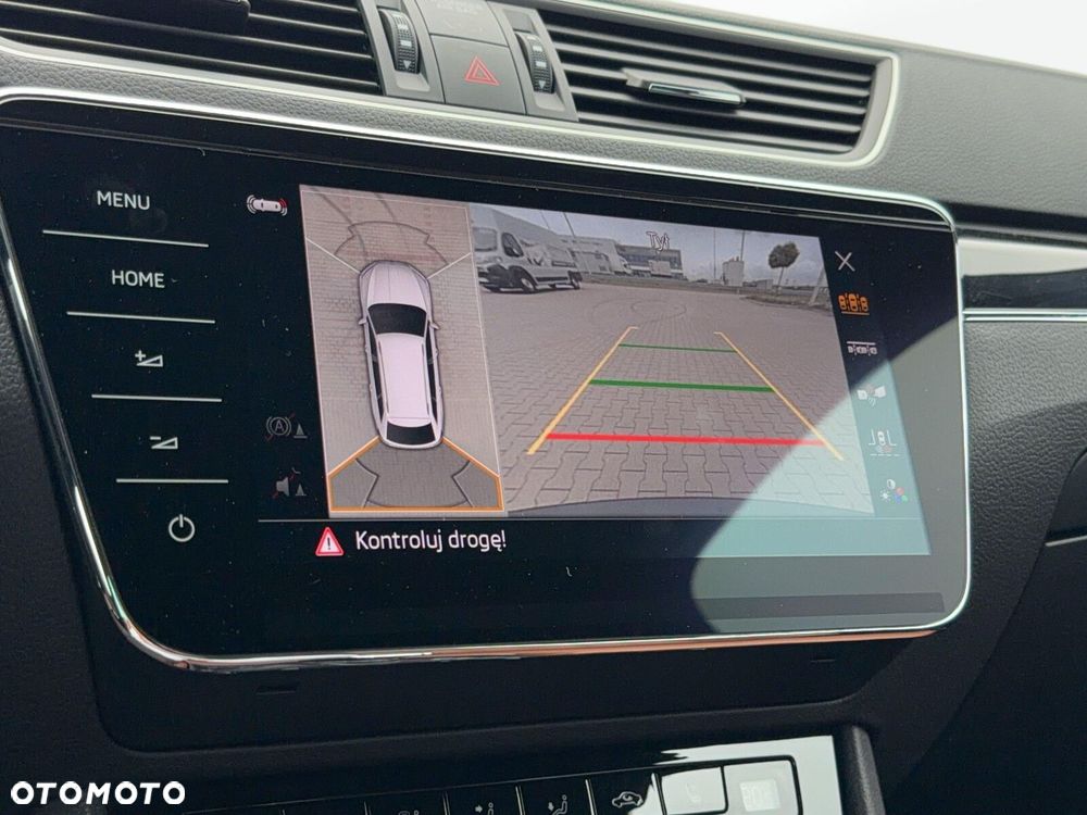 Skoda Superb 2.0 TSI 4x4 L&K DSG - 37