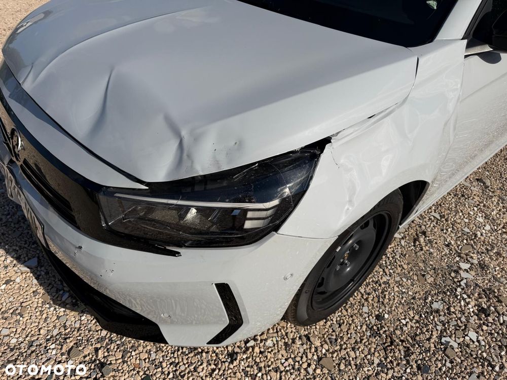 Opel Corsa 1.2 T Edition S&S - 18