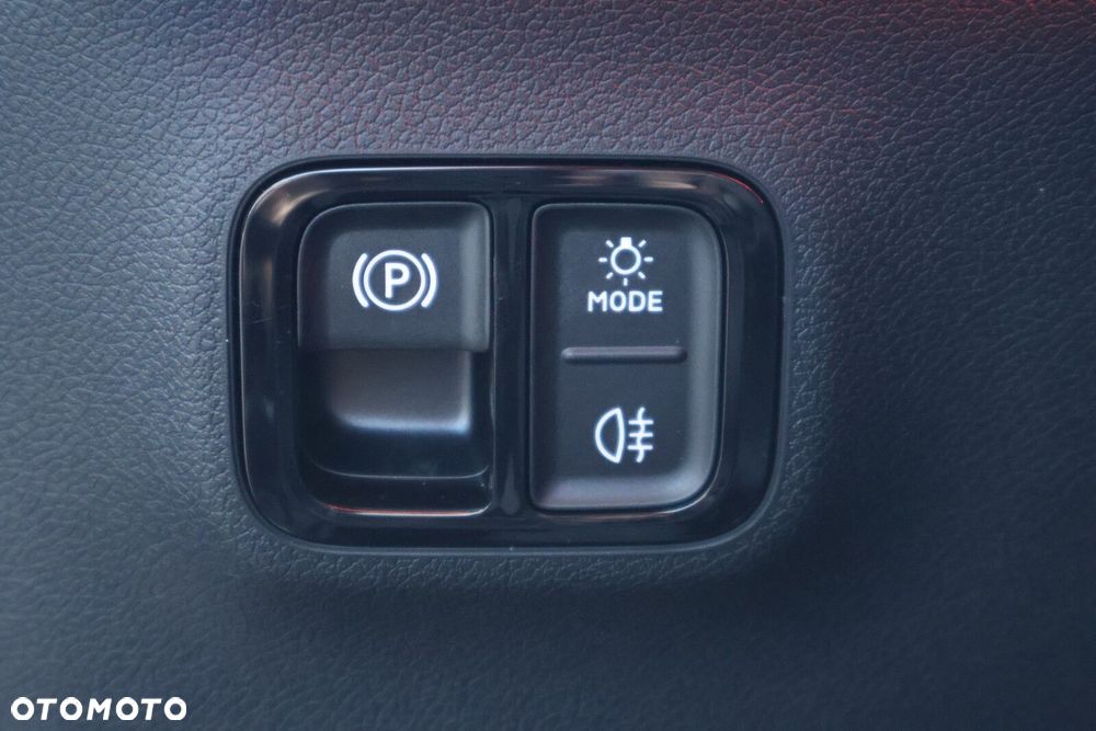 Mercedes-Benz GLB - 20