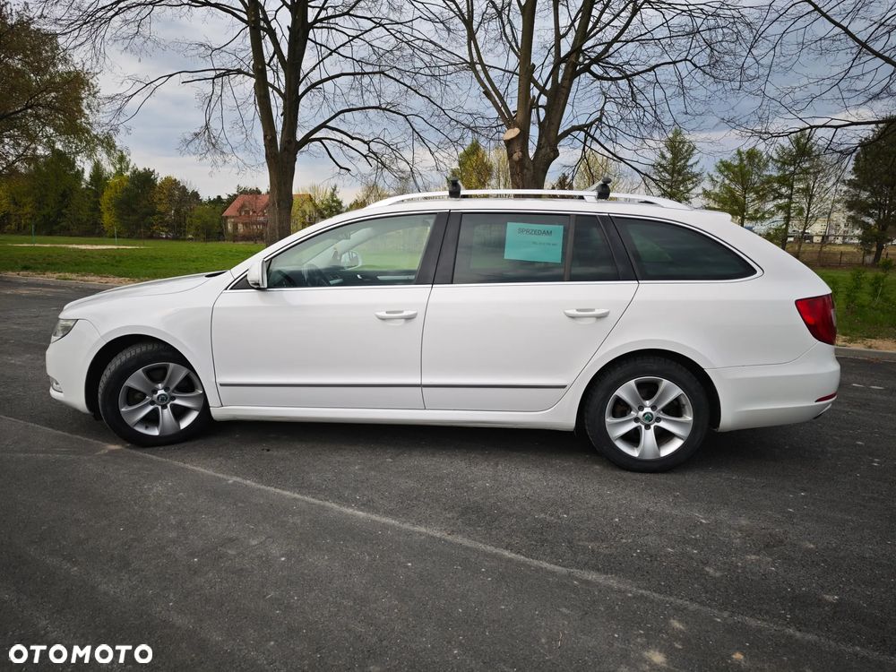 Skoda Superb 1.6 TDI Elegance Greenline - 6