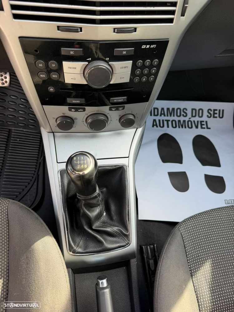 Opel Astra GTC 1.3 CDTi - 28