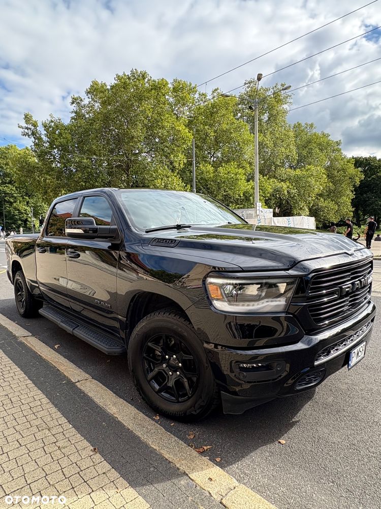 RAM 1500 Crew Cab Sport - 3