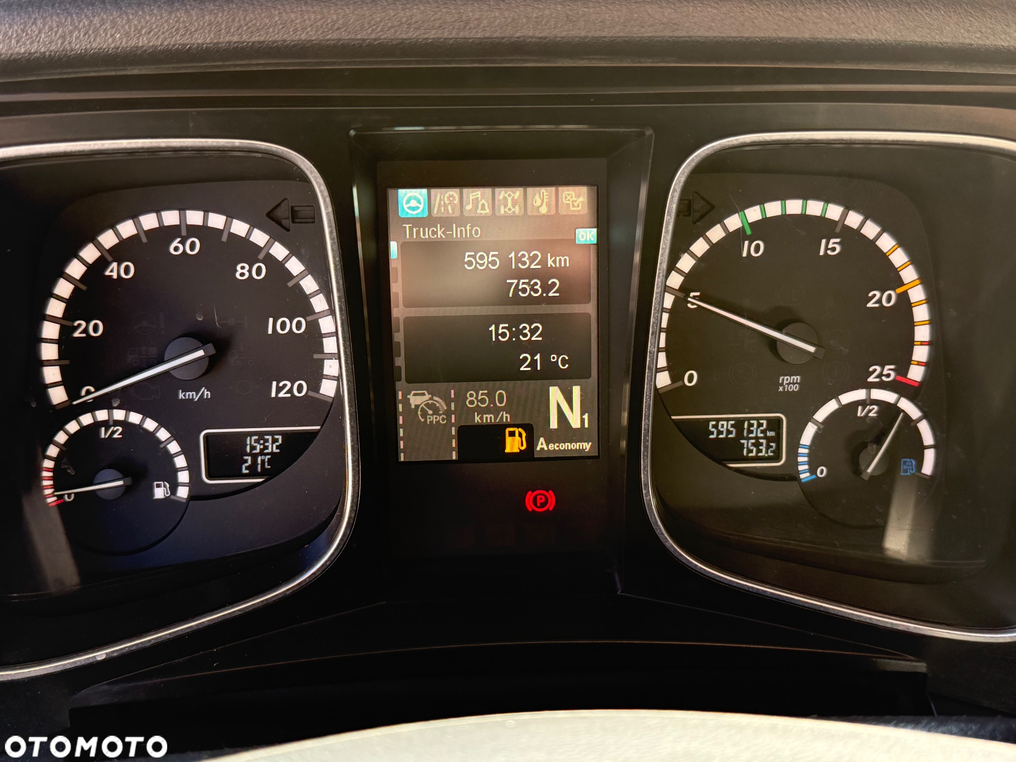 Mercedes-Benz Actros 2545 GigaSpace LowDeck - 25
