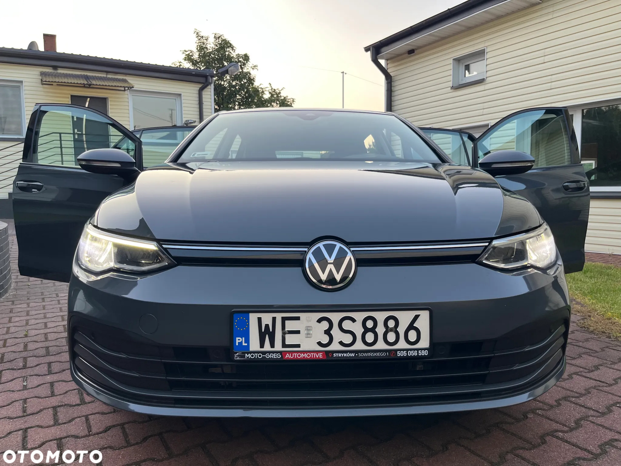 Volkswagen Golf VIII 1.5 TSI EVO Life - 31