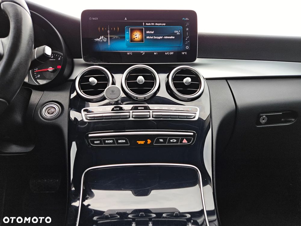 Mercedes-Benz Klasa C 160 Business Edition 9G-TRONIC - 24