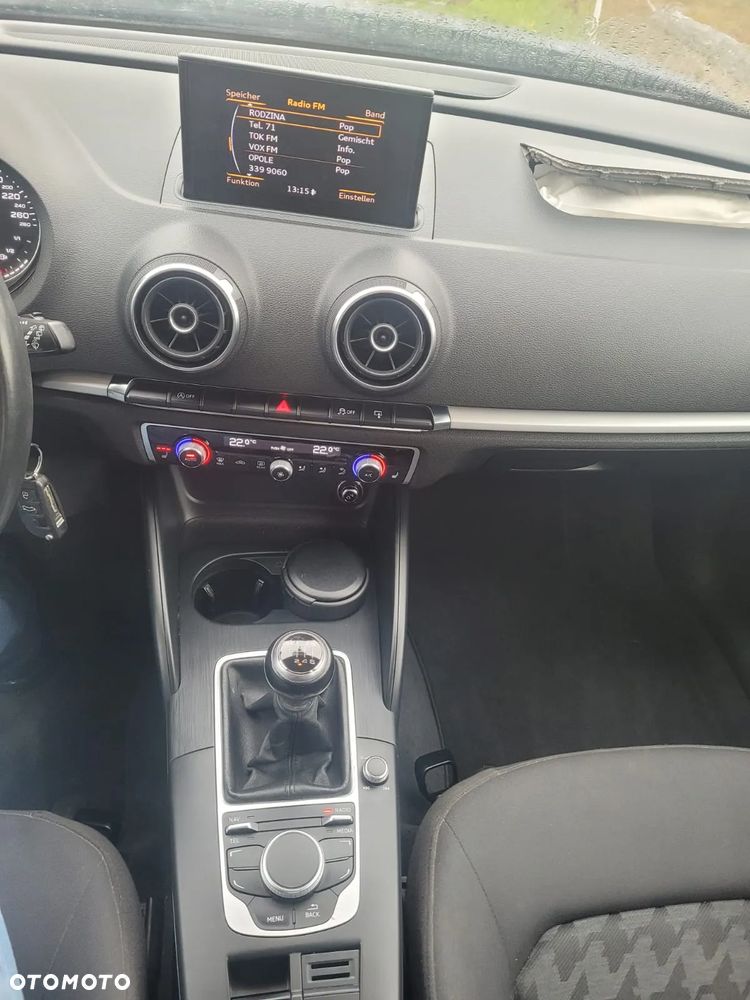 Audi A3 Sportback 1.4 TFSI CoD ultra Attraction - 23