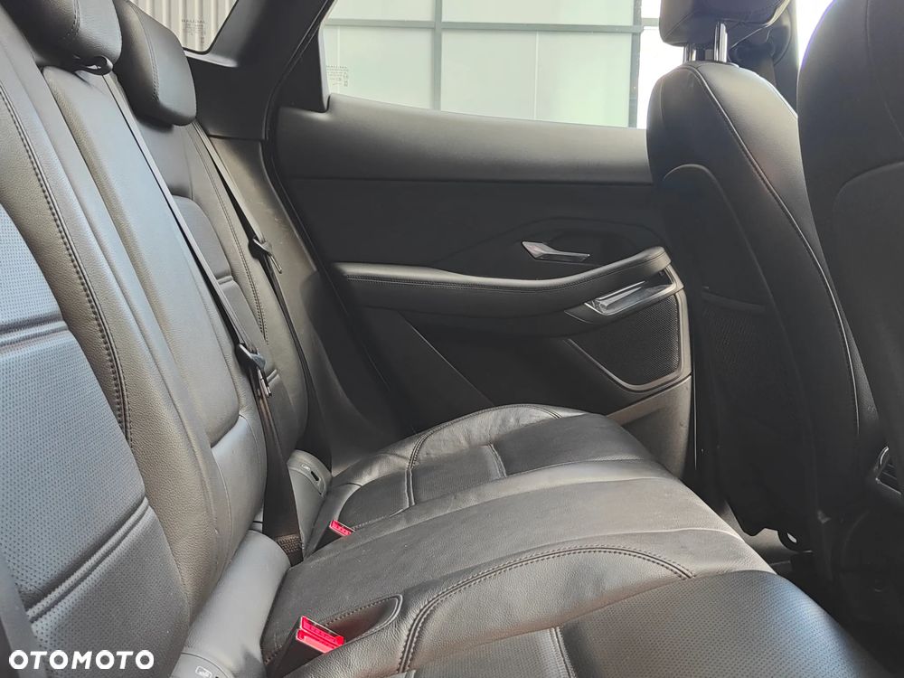 Jaguar E-Pace P300 AWD Sport - 26