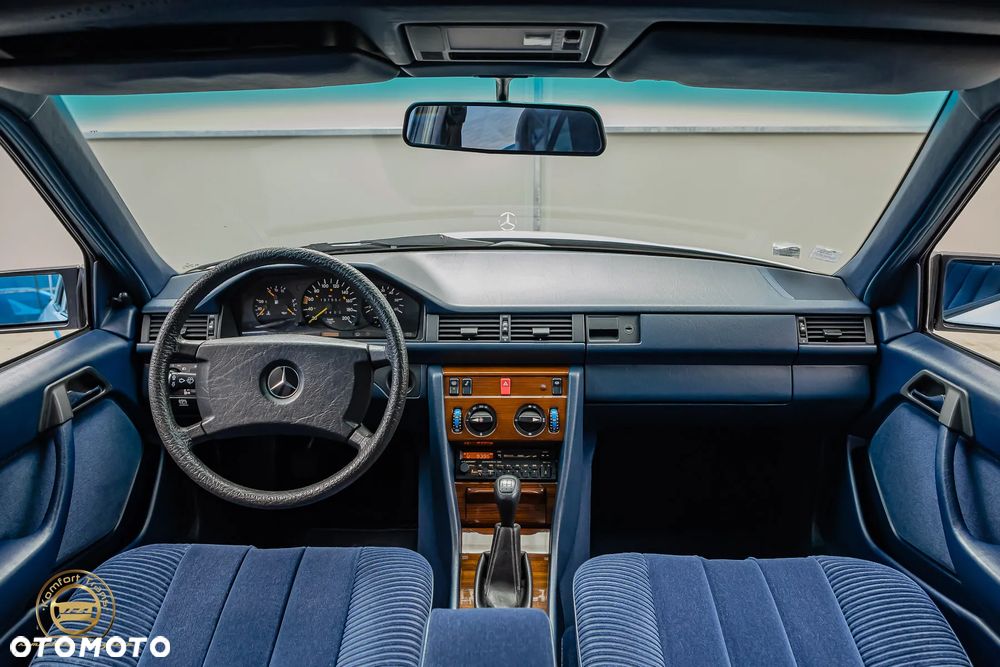 Mercedes-Benz W124 (1984-1993) - 14