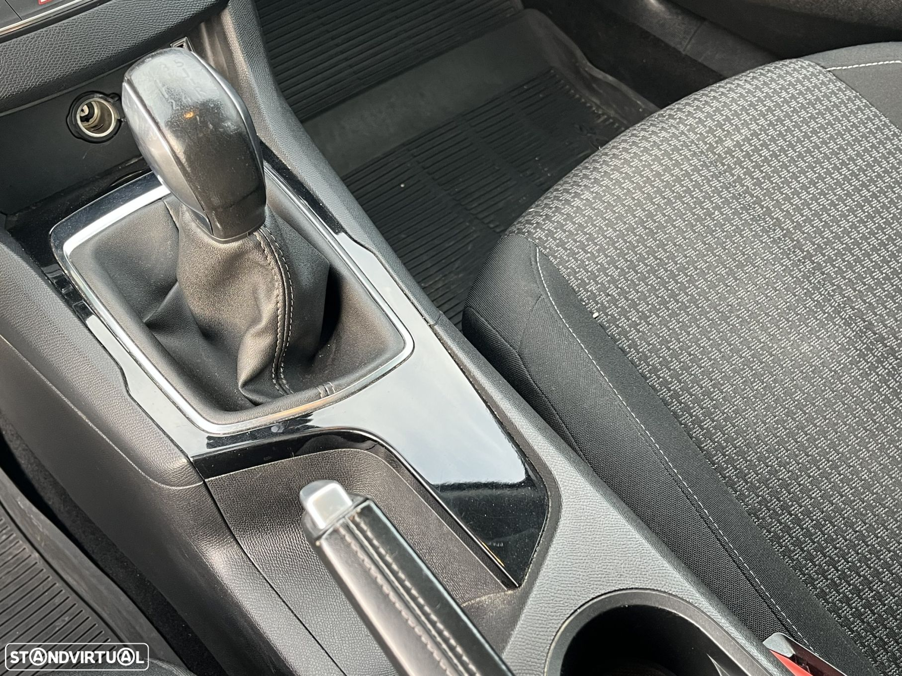 Peugeot 308 1.6 BlueHDi Business Line - 11
