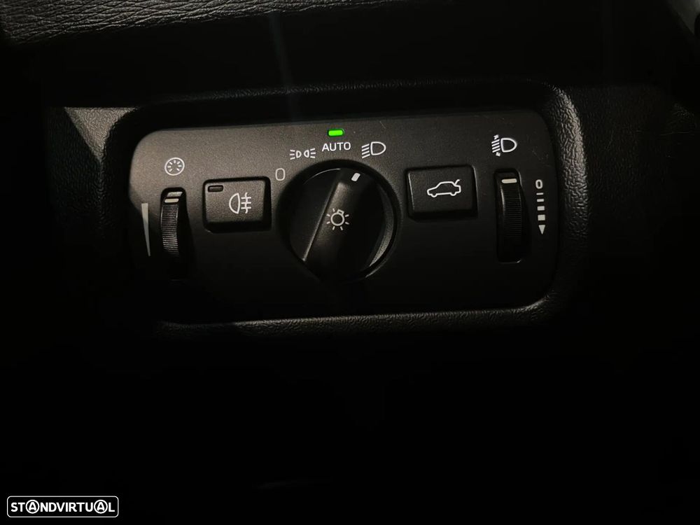 Volvo V40 - 26