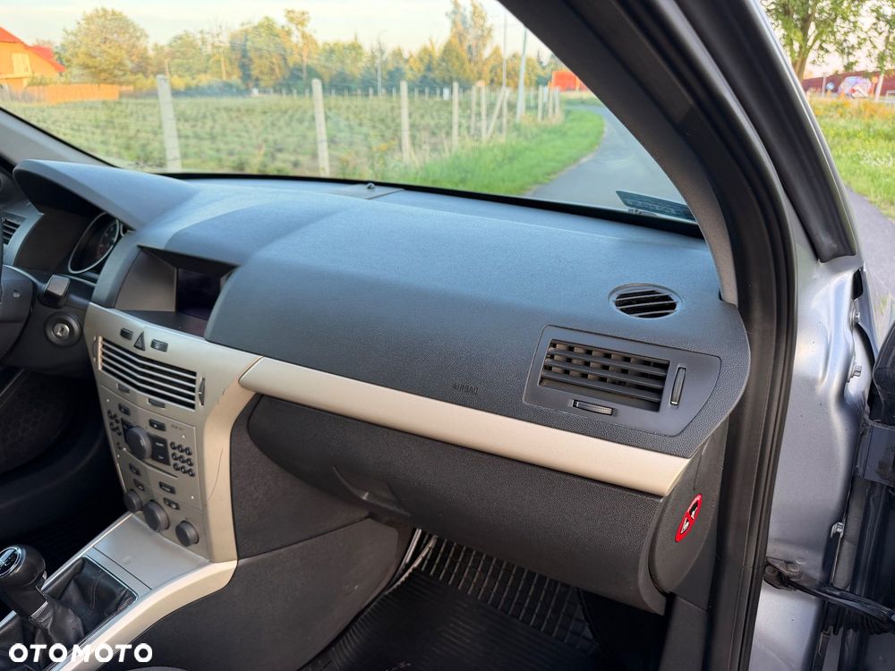 Opel Astra 1.4 Enjoy - 14