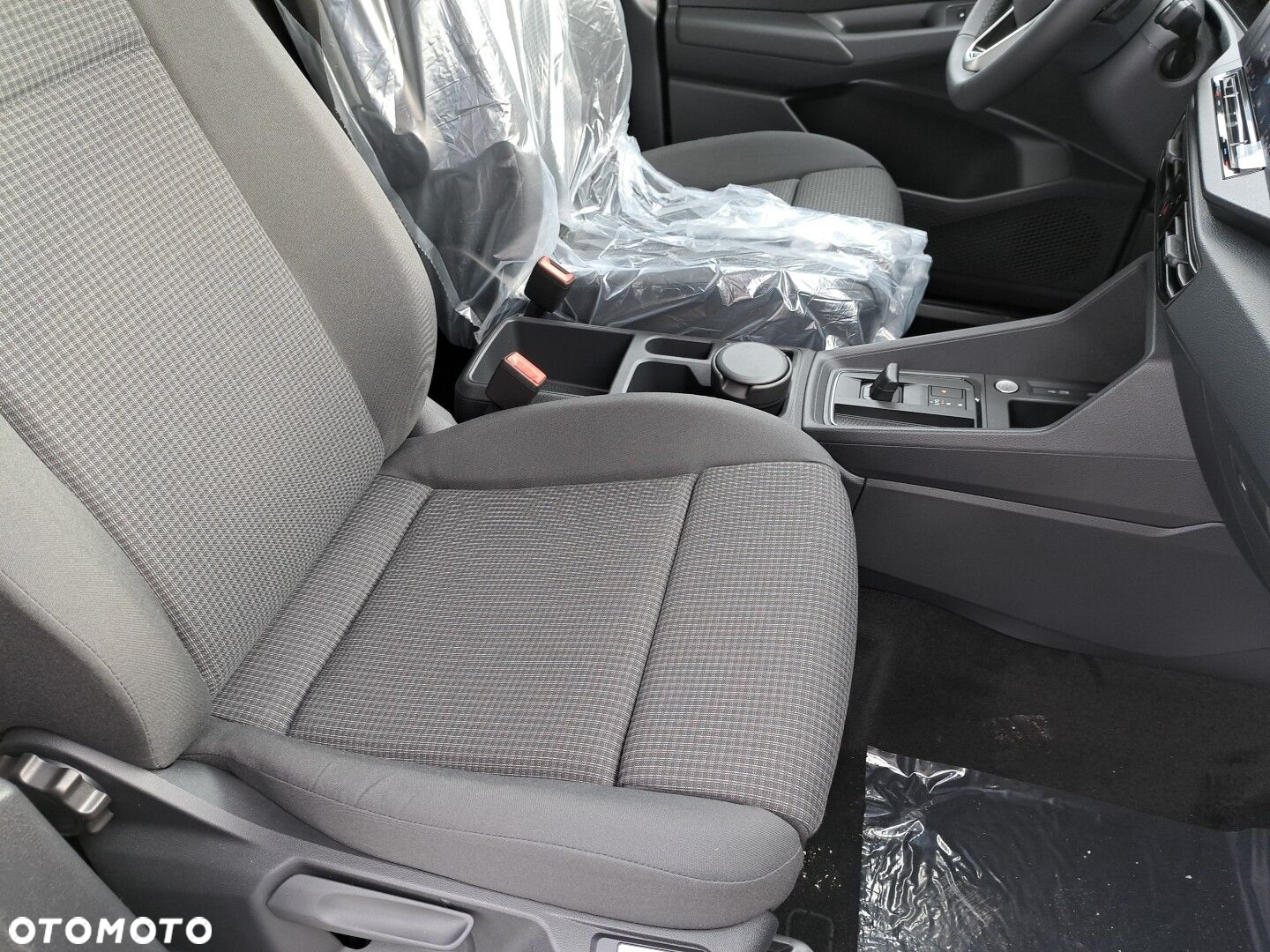 Volkswagen Caddy Maxi Cargo - 38