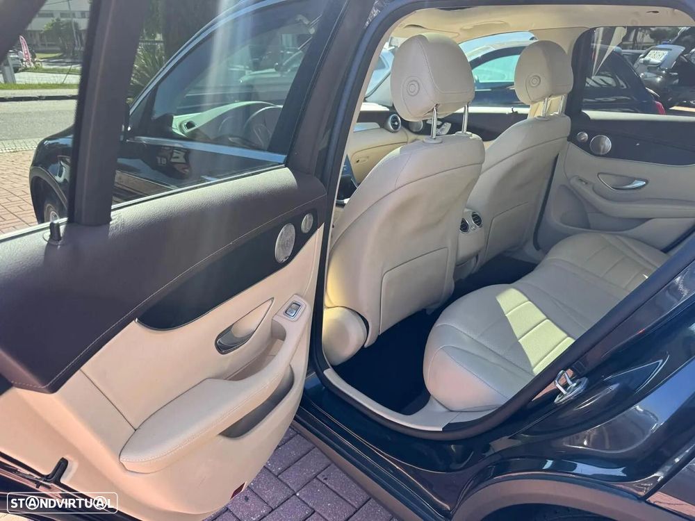 Mercedes-Benz GLC 300 de 4Matic 9G-TRONIC Exclusive - 11
