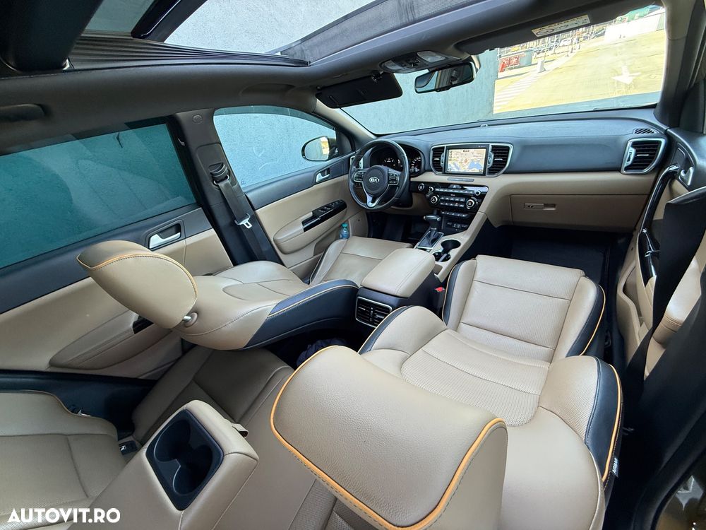 Kia Sportage 2,0 CRDI AWD Aut. Platinum - 6