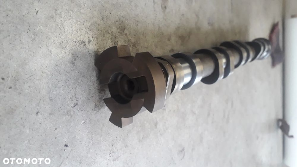 wałek rozrządu wydechowy V756542080 Citroen c4 I lift 1.6 VTI 5FW - 6