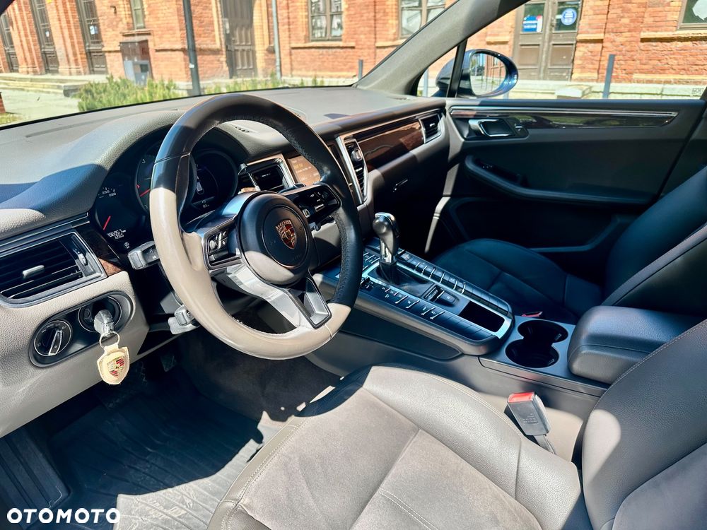Porsche Macan - 14