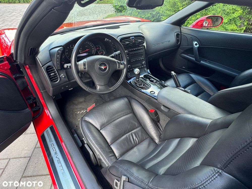 Chevrolet Corvette - 13