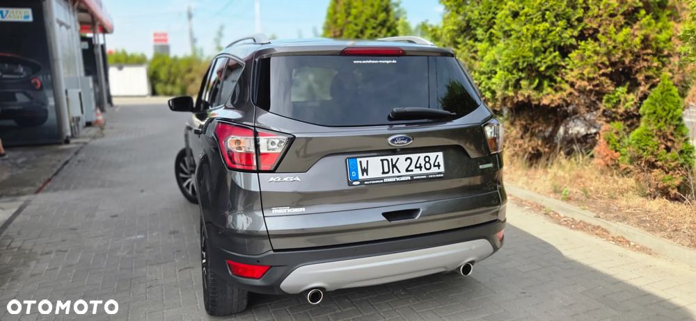 Ford Kuga 1.5 EcoBoost 2x4 Titanium - 12