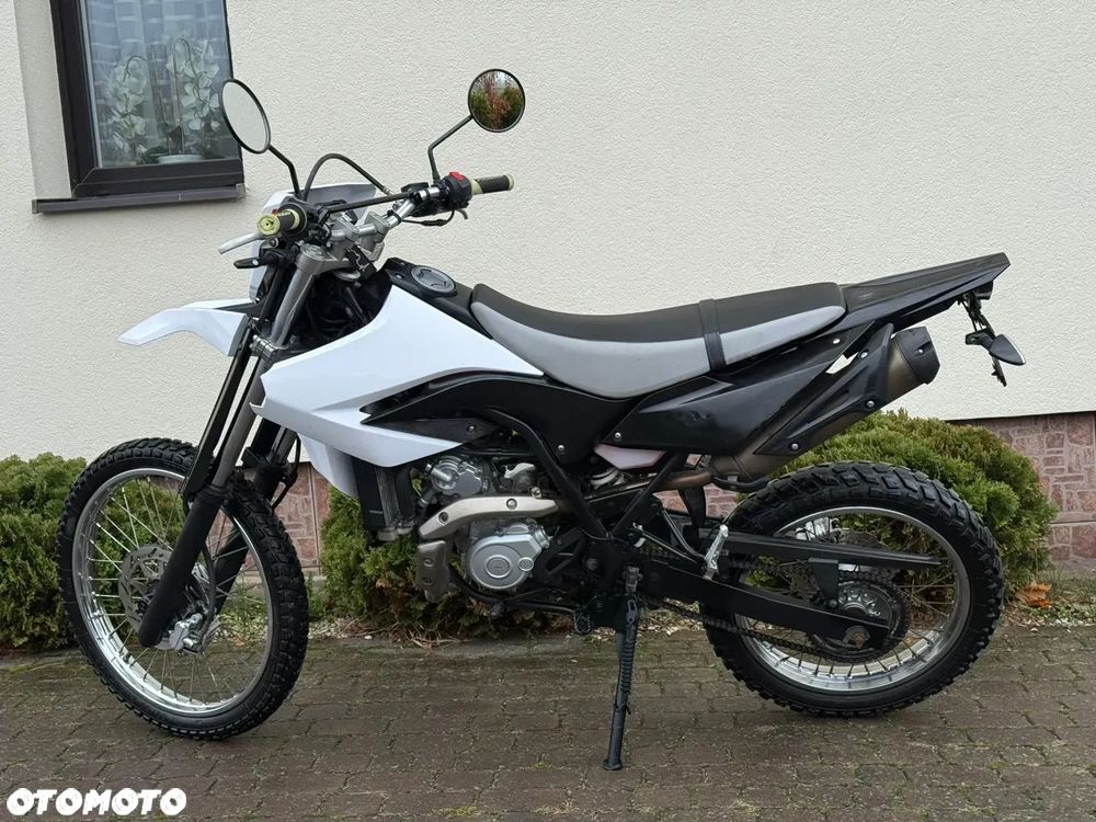 Yamaha WR - 5