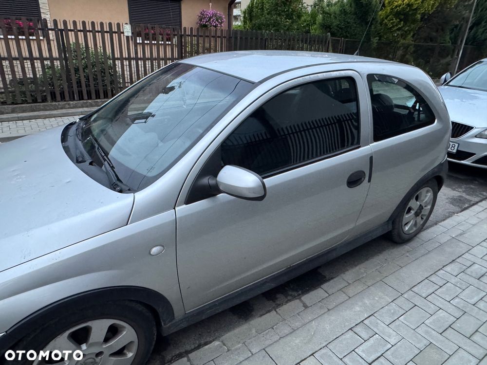 Opel Corsa - 4