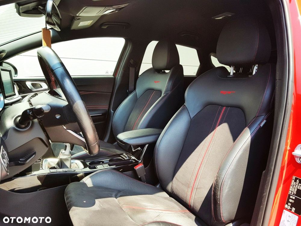 Kia ProCeed 1.6 T-GDI GT - 18