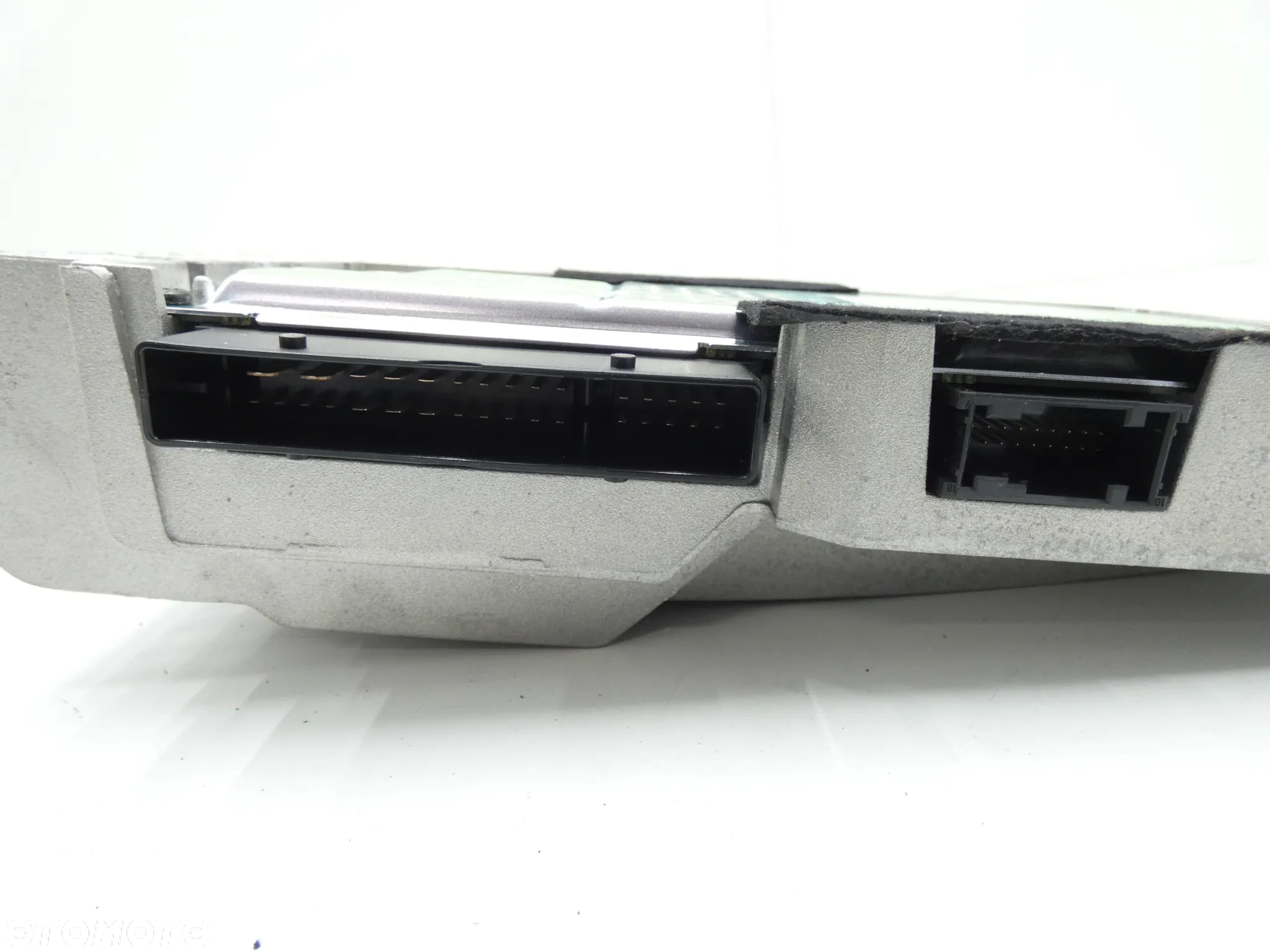 AUDI TT 8J BOSE WZMACNIACZ AUDIO GŁOŚNIKÓW 8J0035223D GORLICE - 5