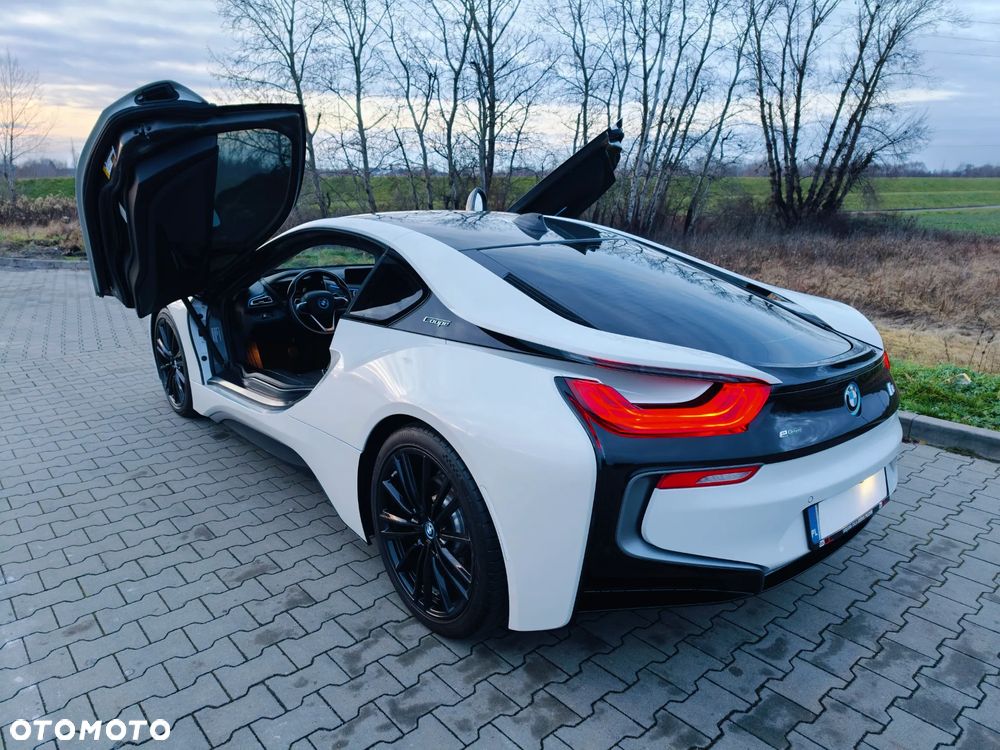 BMW i8 - 1