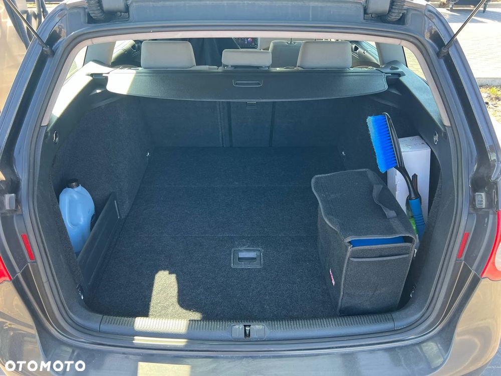 Volkswagen Passat 2.0 TDI Comfortline DSG - 19