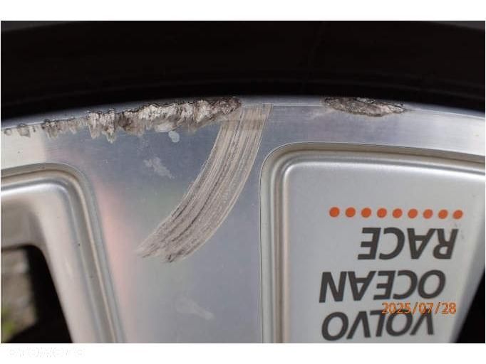 Volvo V90 Cross Country D4 AWD Ocean Race - 29