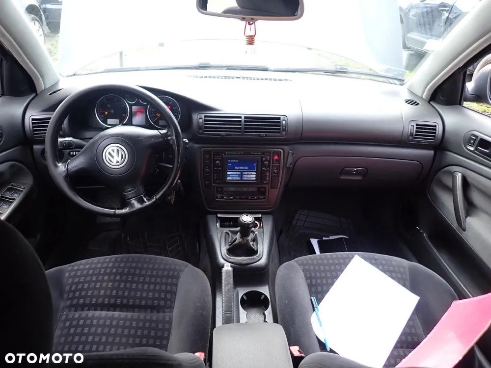 CZĘŚCI - Vw Passat B5 1,9 TDI 130KM AVF FILM 6B HHQ LIFT KOMBI lakier LA7T 2005r. INDEX - 9679 - 9