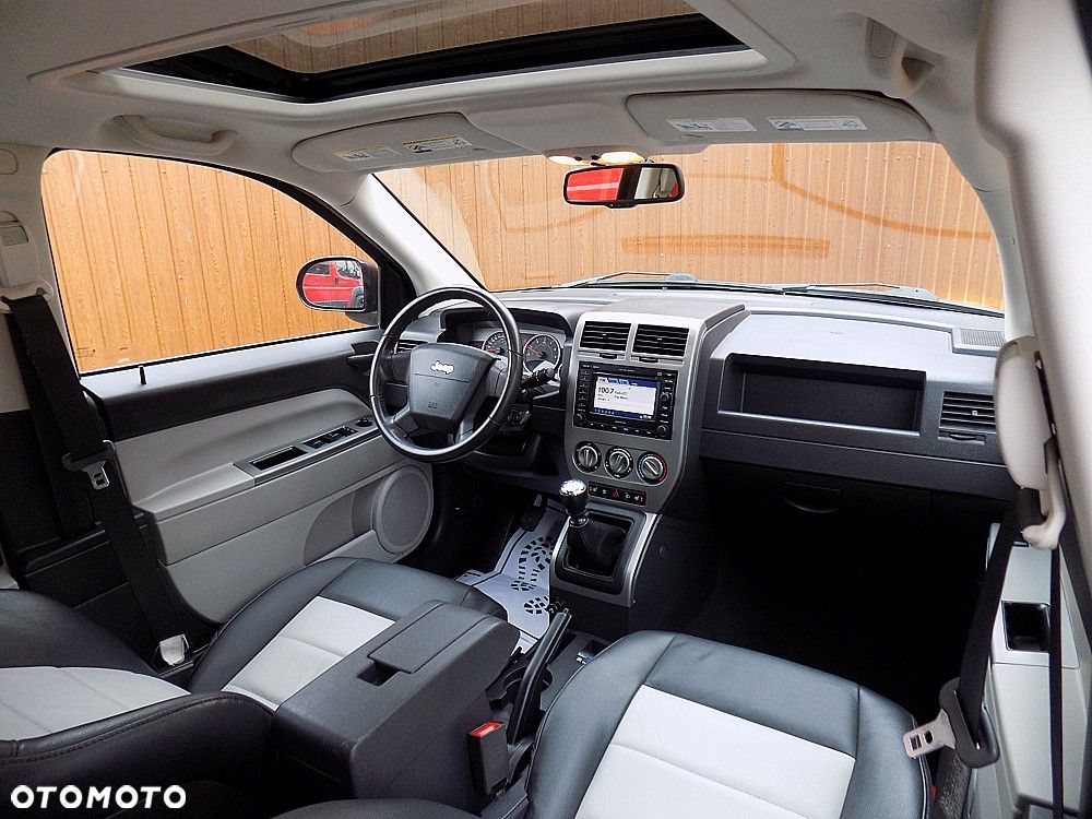 Jeep Compass 2.0 CRD DPF Limited - 19