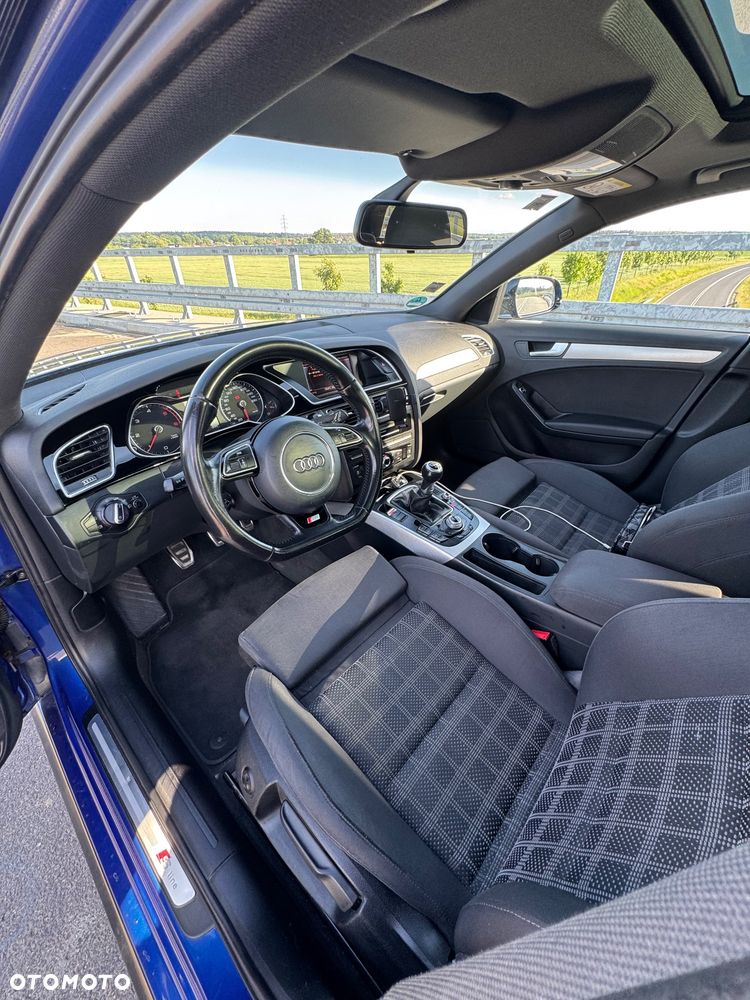 Audi A4 Avant 2.0 TDI - 14