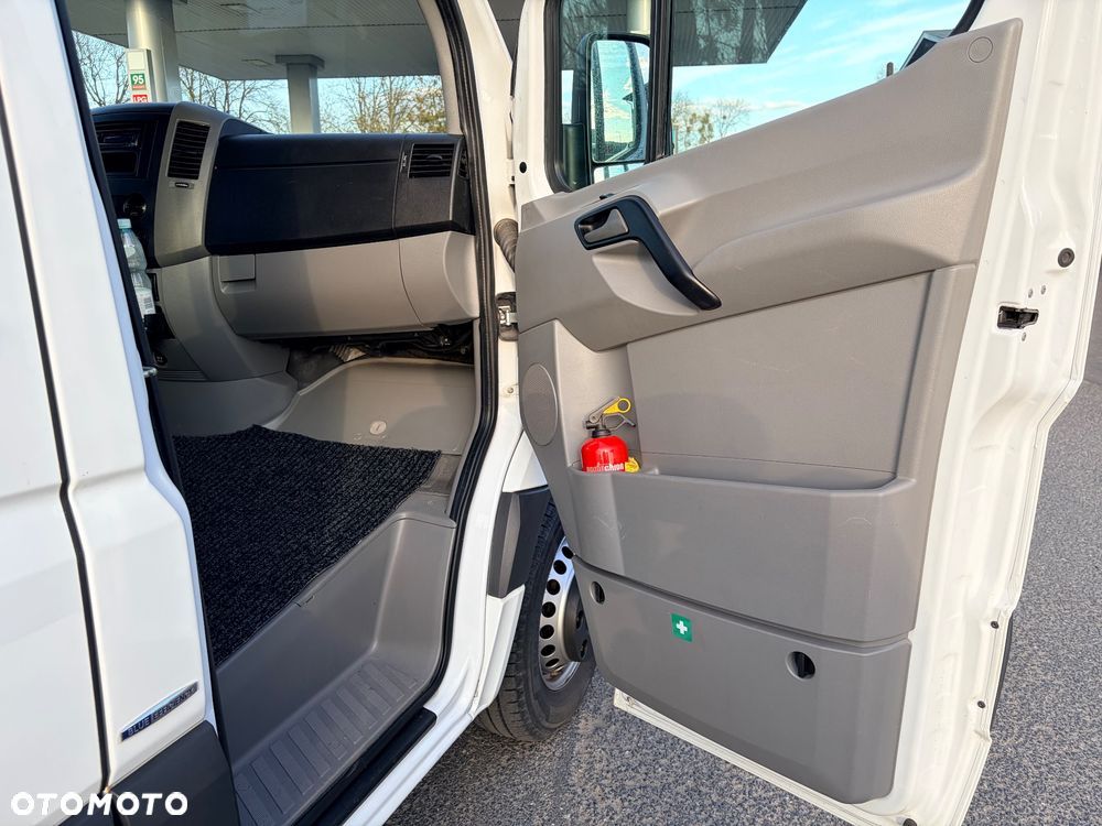 Mercedes-Benz 513 - 10