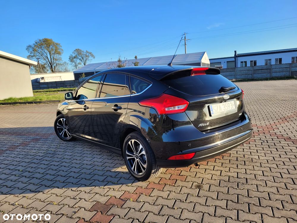 Ford Focus 1.0 EcoBoost Titanium - 32