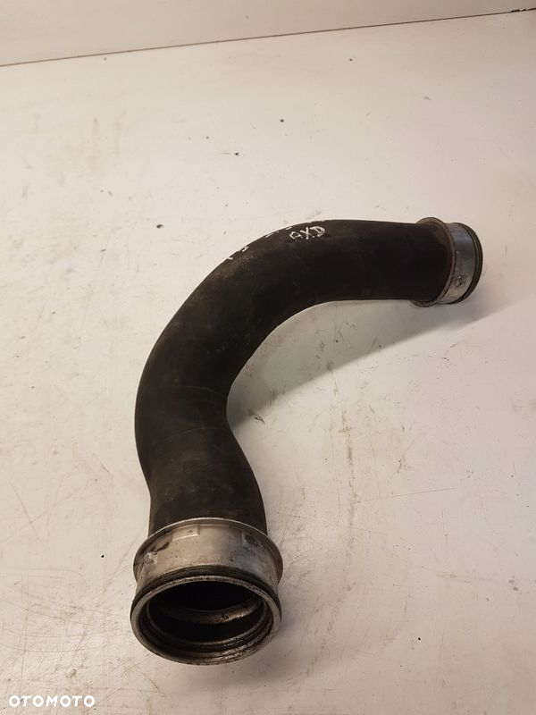 RURA PRZEWÓD INTERCOOLERA VW T5 2.5 TDI 7H0145709D - 3
