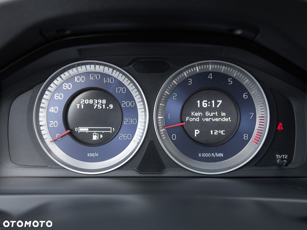 Volvo V60 T6 AWD R-Design - 20