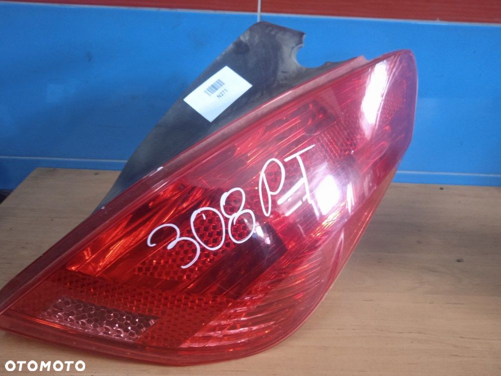 Lampa Prawa Tylna Peugeot 308 - 1