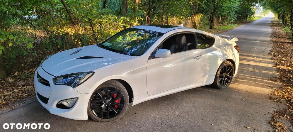 Hyundai Genesis Coupe 2.0 TCI Executive - 2