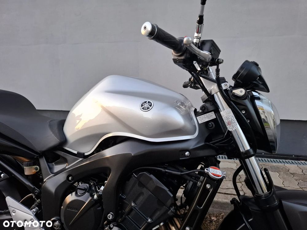 Yamaha FZ6 - 10