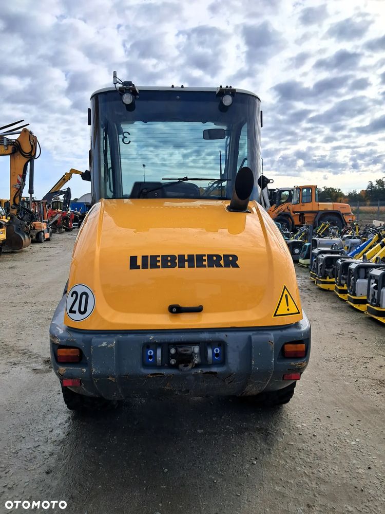 Liebherr L 508 Compact - 10
