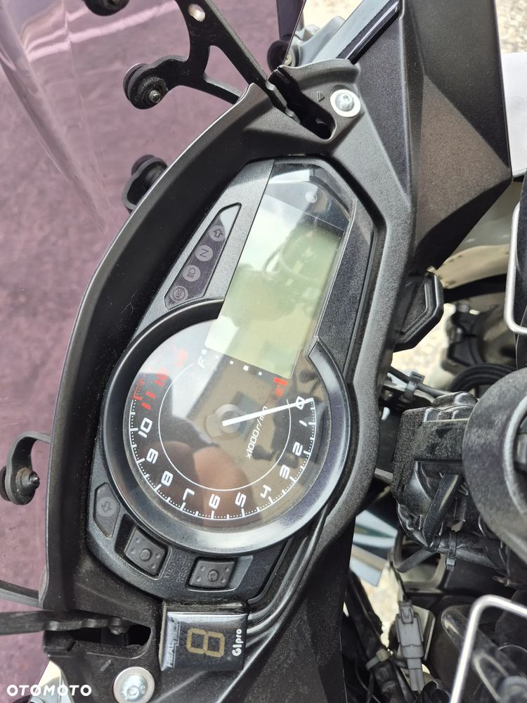 Kawasaki Ninja 1000 SX - 25